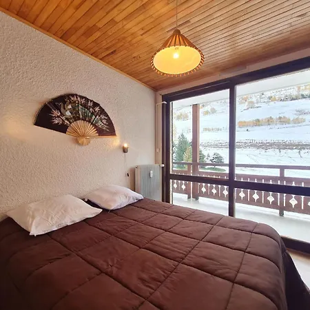 Apartament Eperon 3 By Interhome